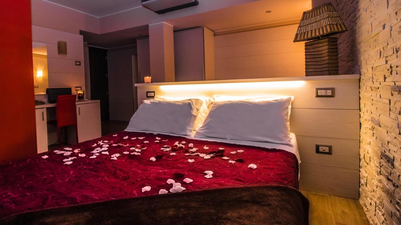 London Hotel Cattolica